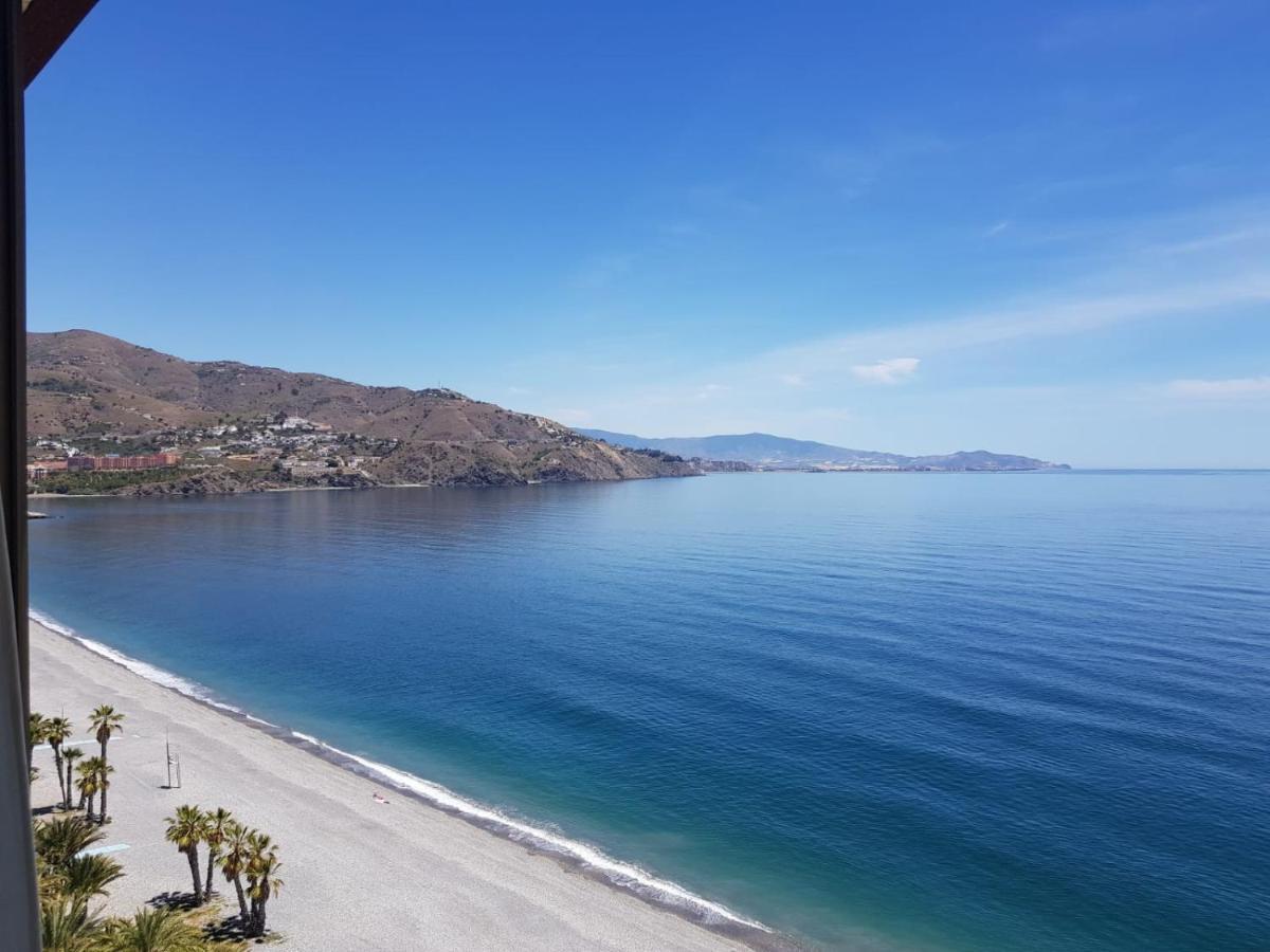 Atico En Almunecar. Primera Linea De Playa Con Vistas Espectaculares Buitenkant foto
